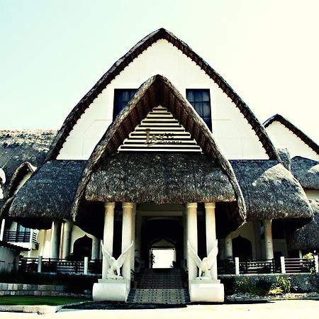 Java Hotel Laoag Eksteriør bilde