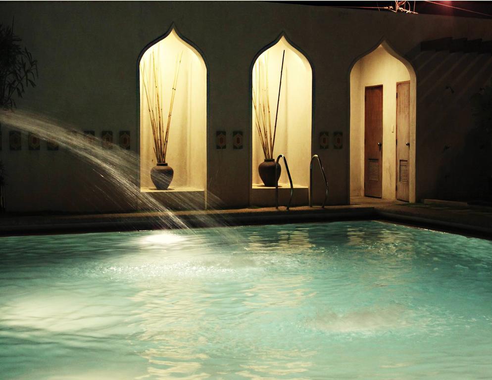 Java Hotel Laoag Eksteriør bilde