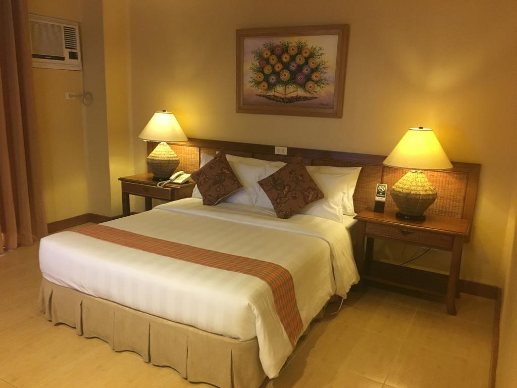 Java Hotel Laoag Eksteriør bilde