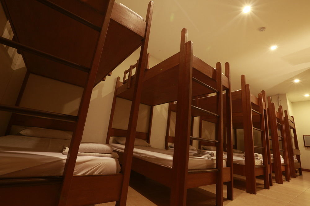 Java Hotel Laoag Eksteriør bilde