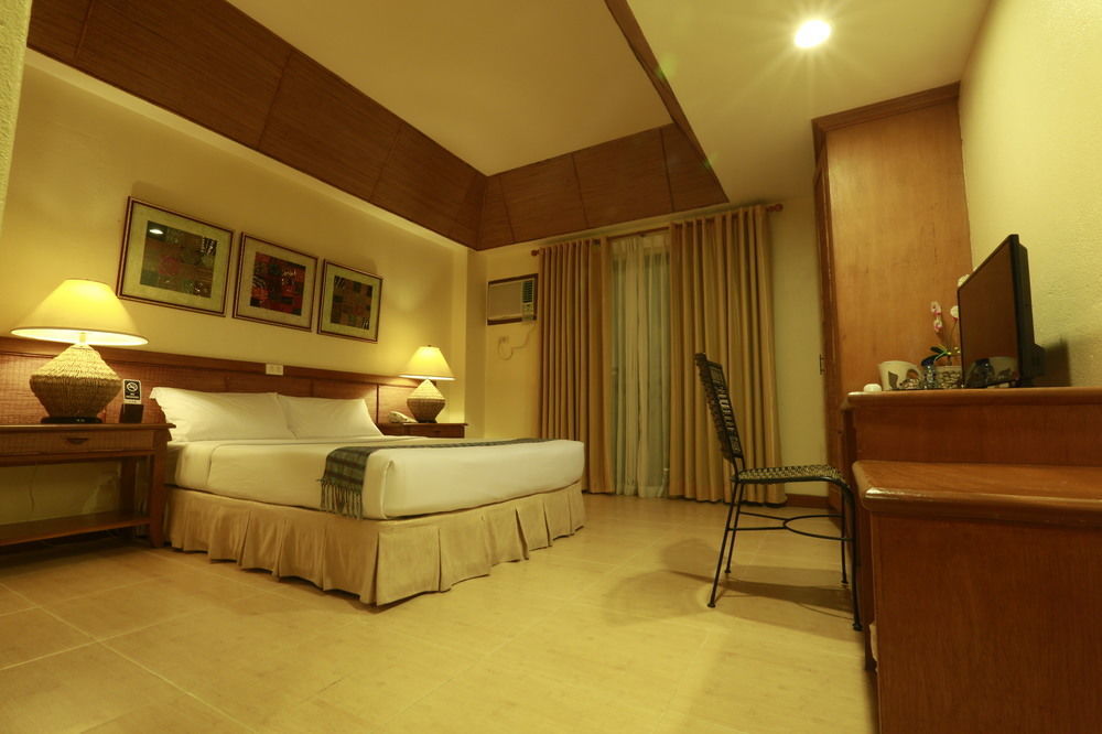 Java Hotel Laoag Eksteriør bilde