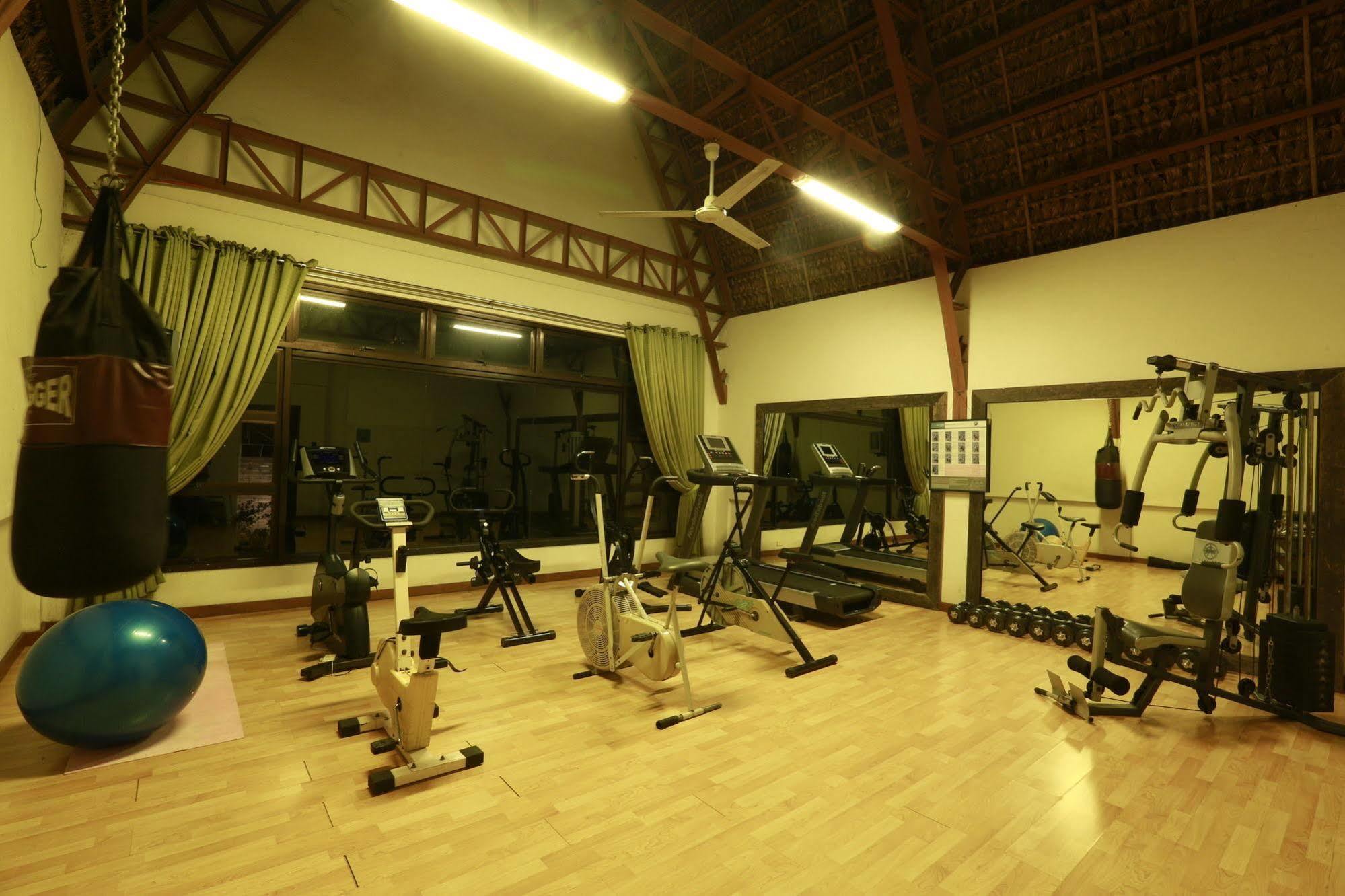 Java Hotel Laoag Eksteriør bilde