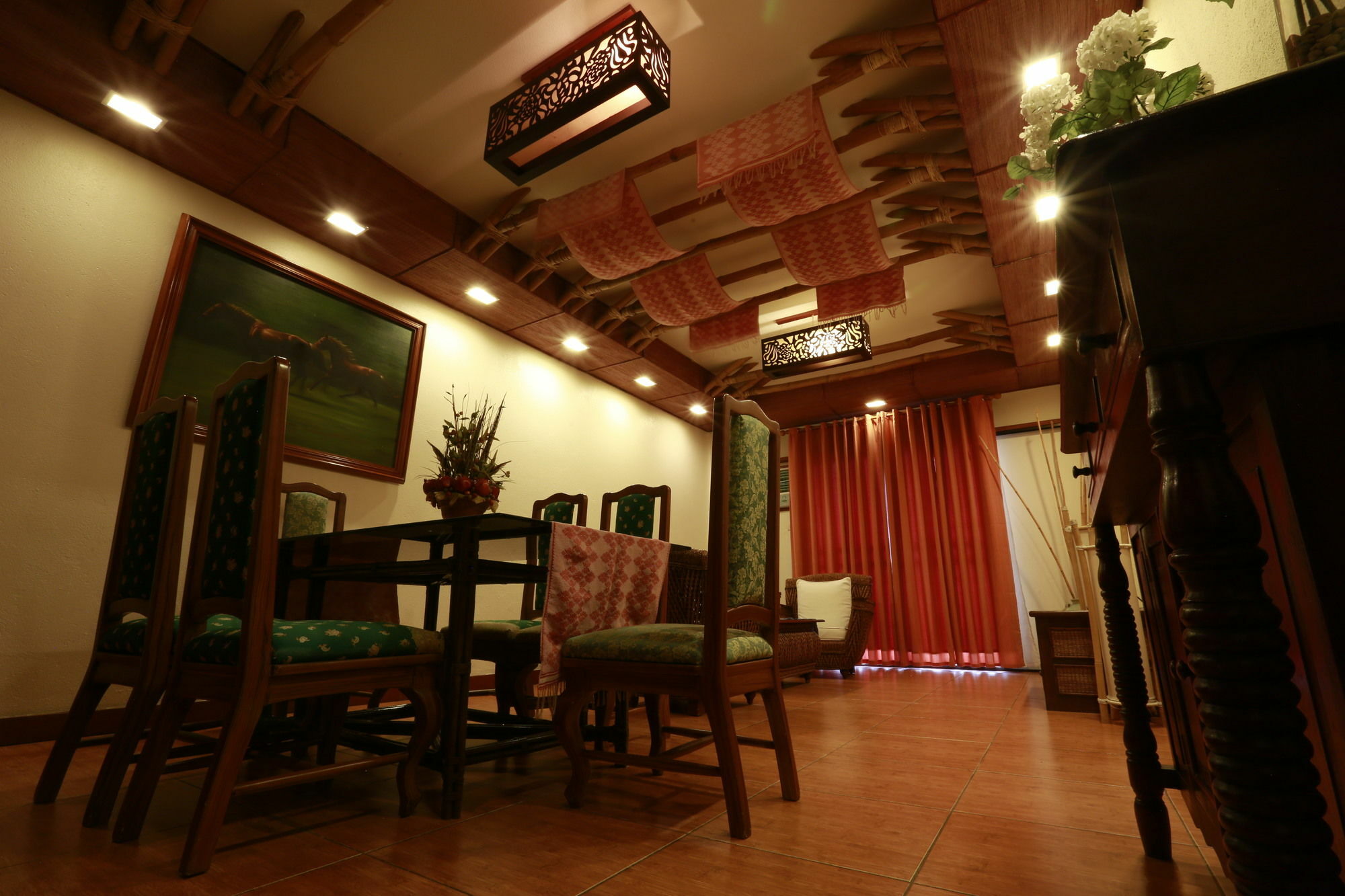 Java Hotel Laoag Eksteriør bilde
